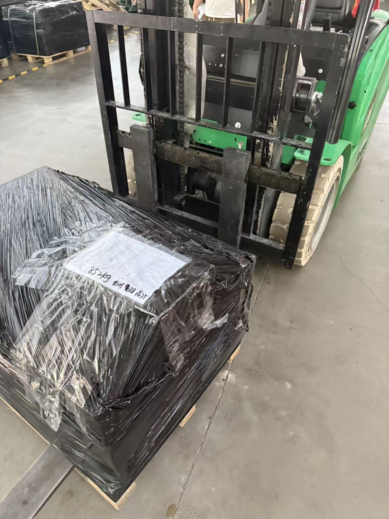 Nouveau site d'emballage en entrepôt