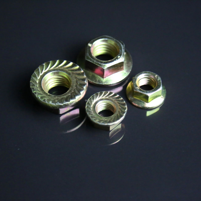 Écrou à bride en zinc plaqué couleur